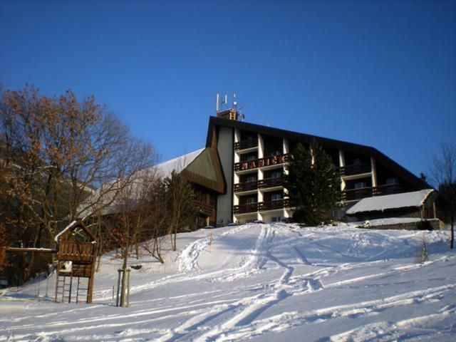 Horsky Hotel Hanicka Špindlerŭv Mlýn Екстериор снимка